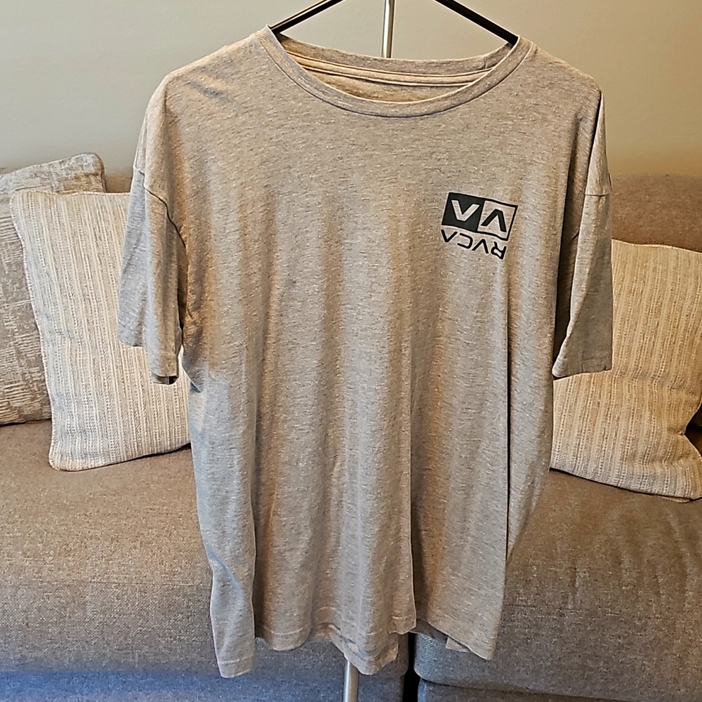 RVCA XL T-SHIRT